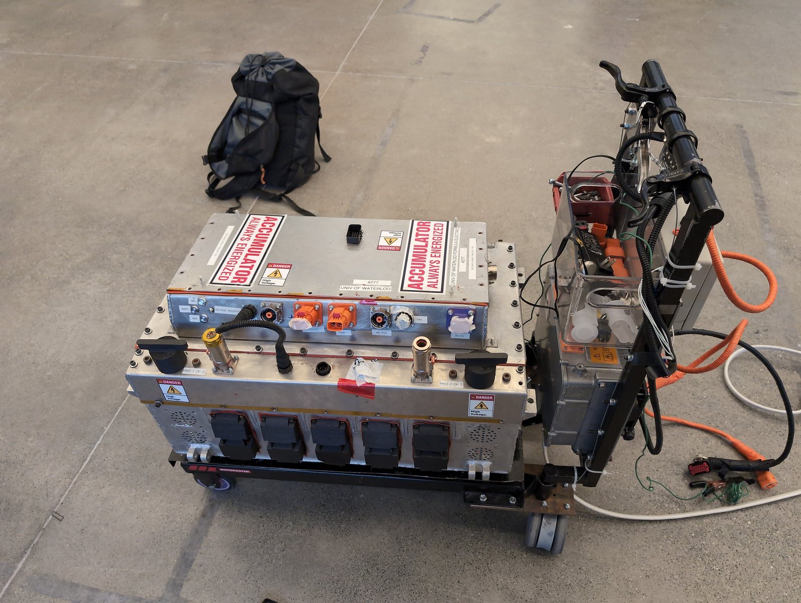 The charge cart with the accumulator on it